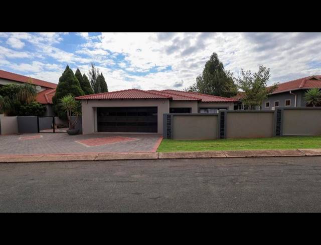 4 BEDROOM HOUSE FOR SALE IN BIRDWOOD ESTATE